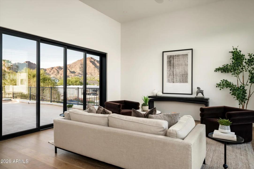 Real Estate Picture 35