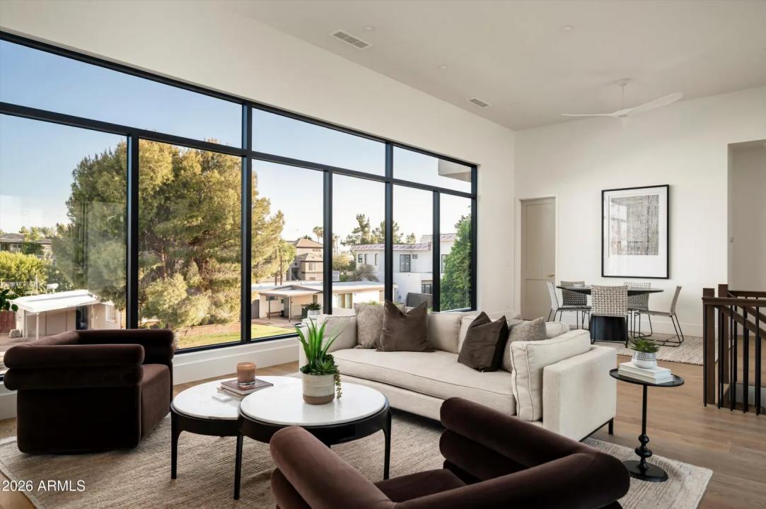 Real Estate Picture 34