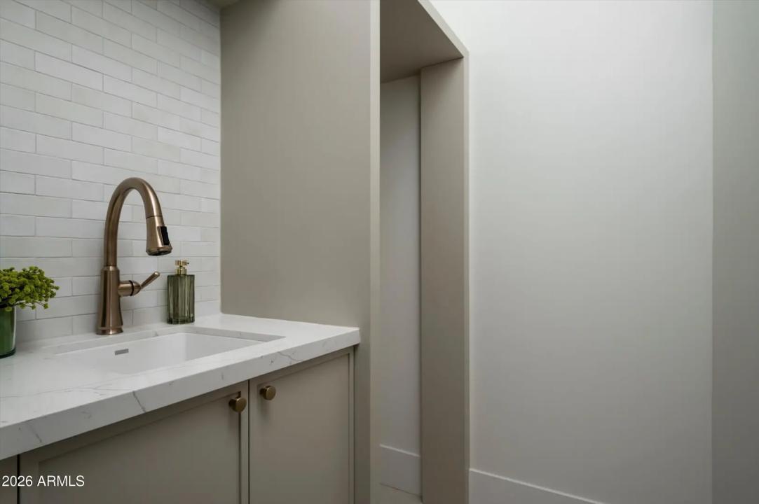 Real Estate Picture 45
