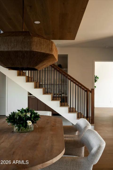 Real Estate Picture 11