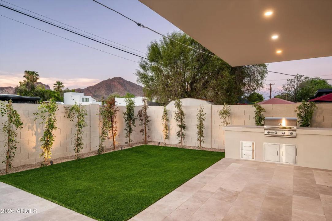 Real Estate Picture 48