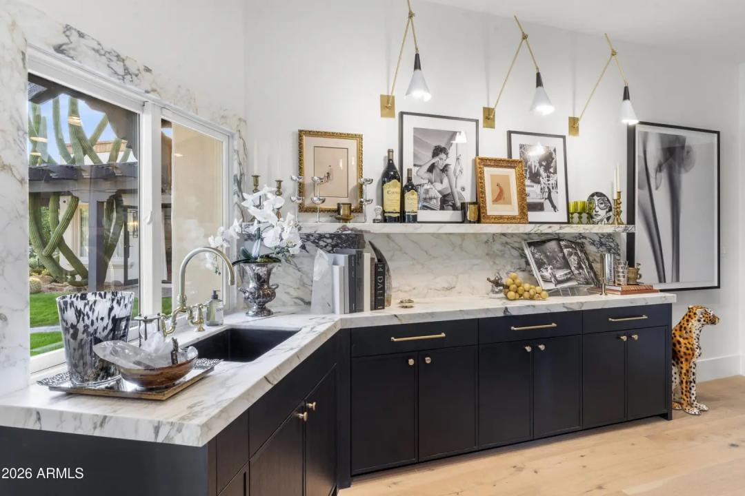 Real Estate Picture 20