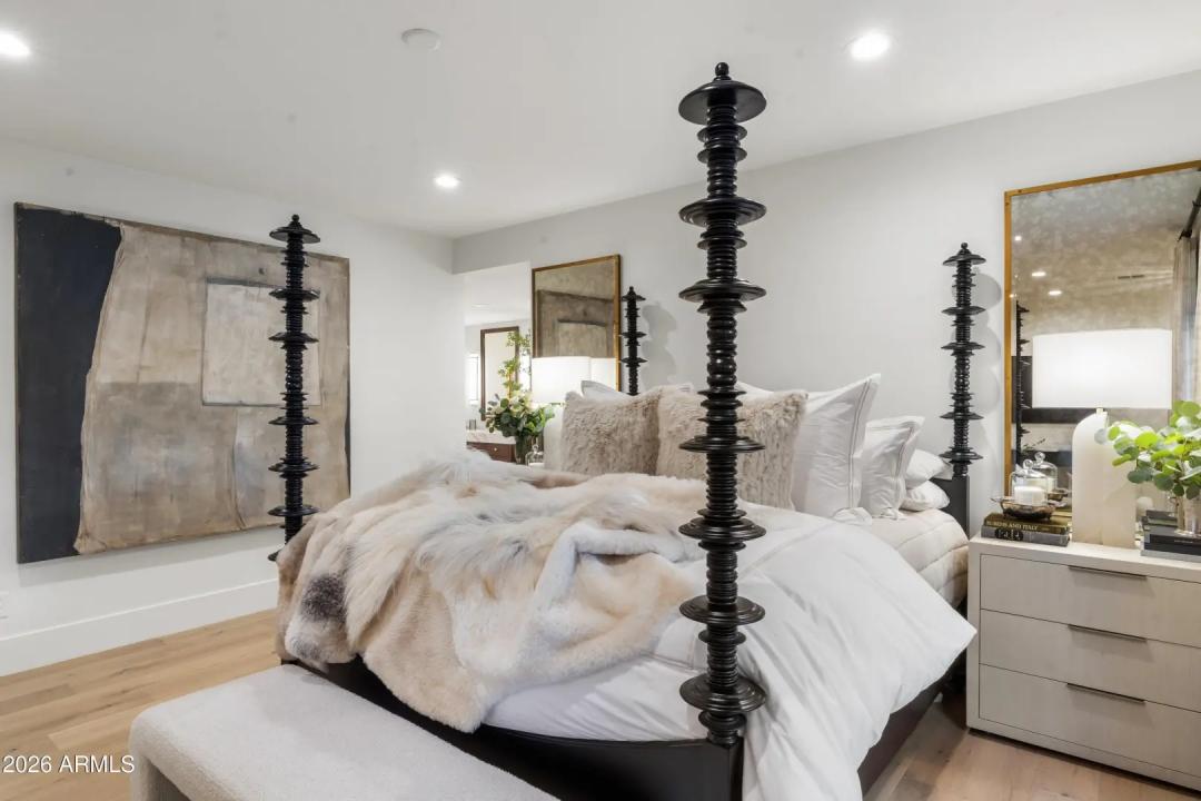 Real Estate Picture 26