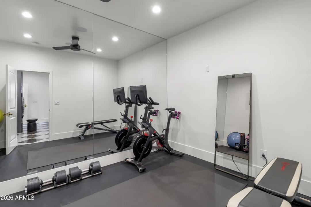 Real Estate Picture 32