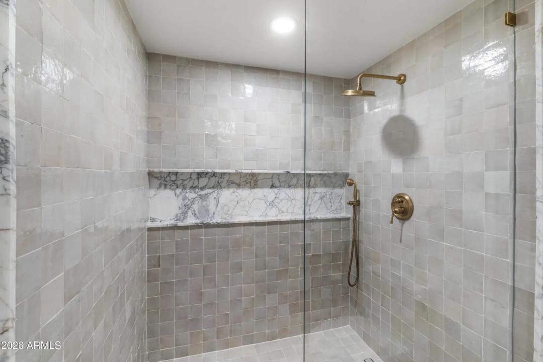 Real Estate Picture 36