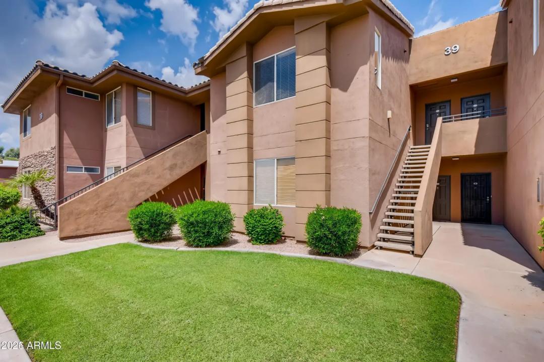 Real Estate Picture 1