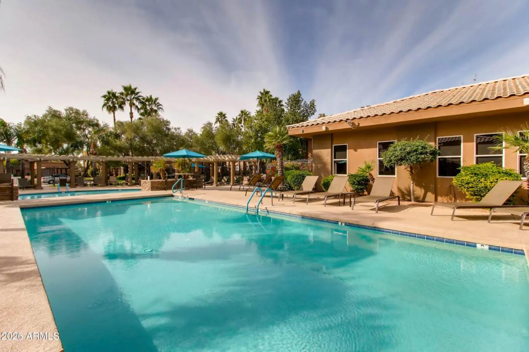 Real Estate Picture 17