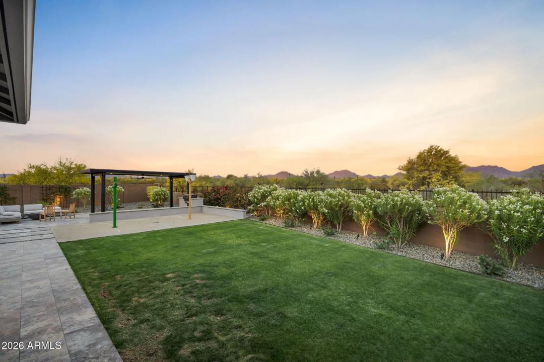 Real Estate Picture 35