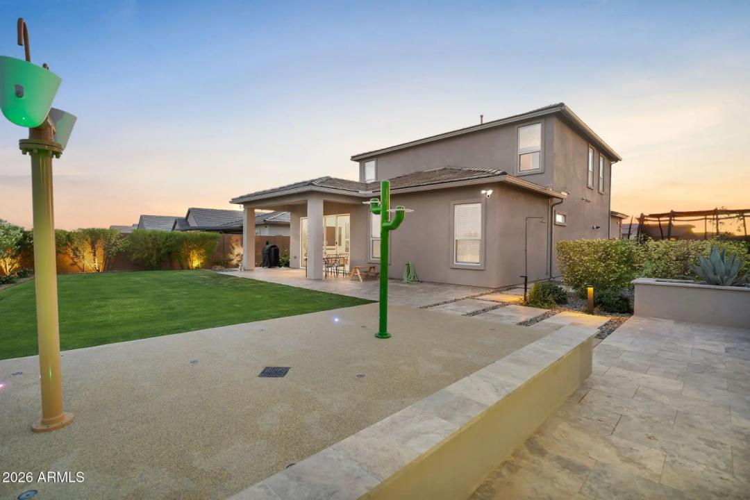 Real Estate Picture 37