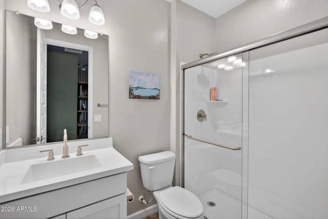 Real Estate Picture 26