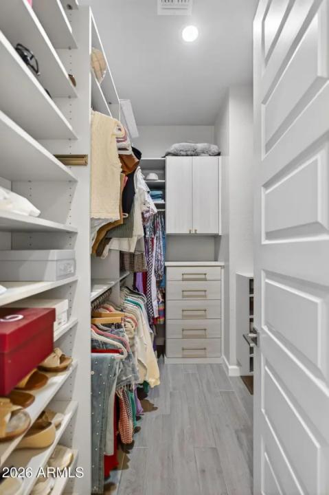 Real Estate Picture 22