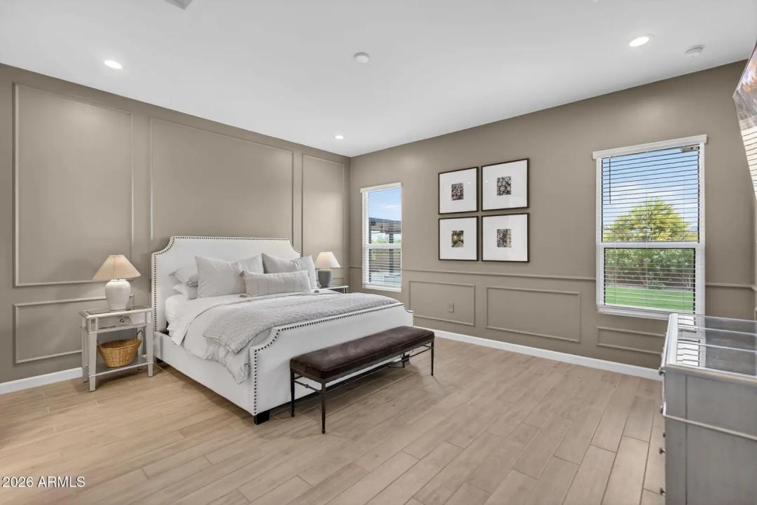 Real Estate Picture 5