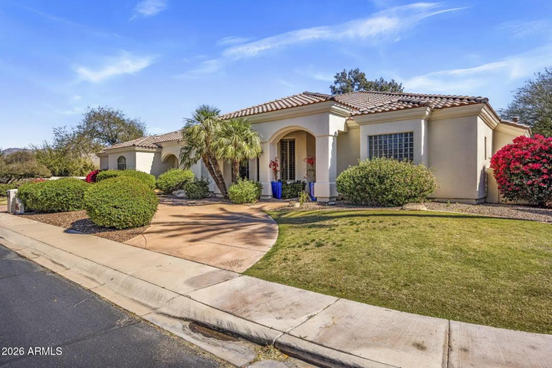 Real Estate Picture 4