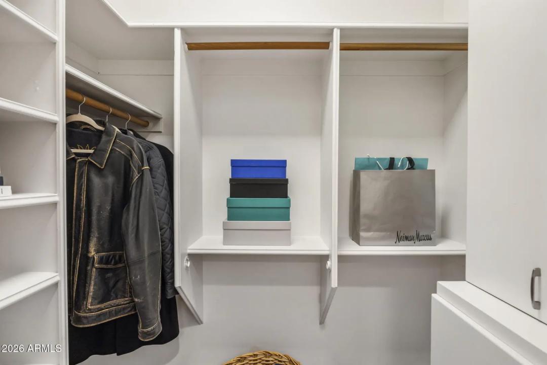 Real Estate Picture 23