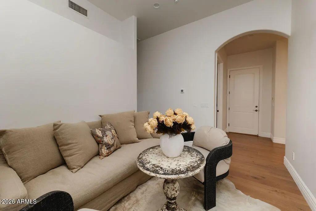 Real Estate Picture 23