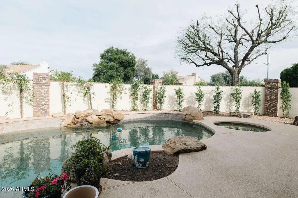 Real Estate Picture 27