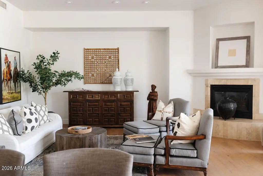 Real Estate Picture 30
