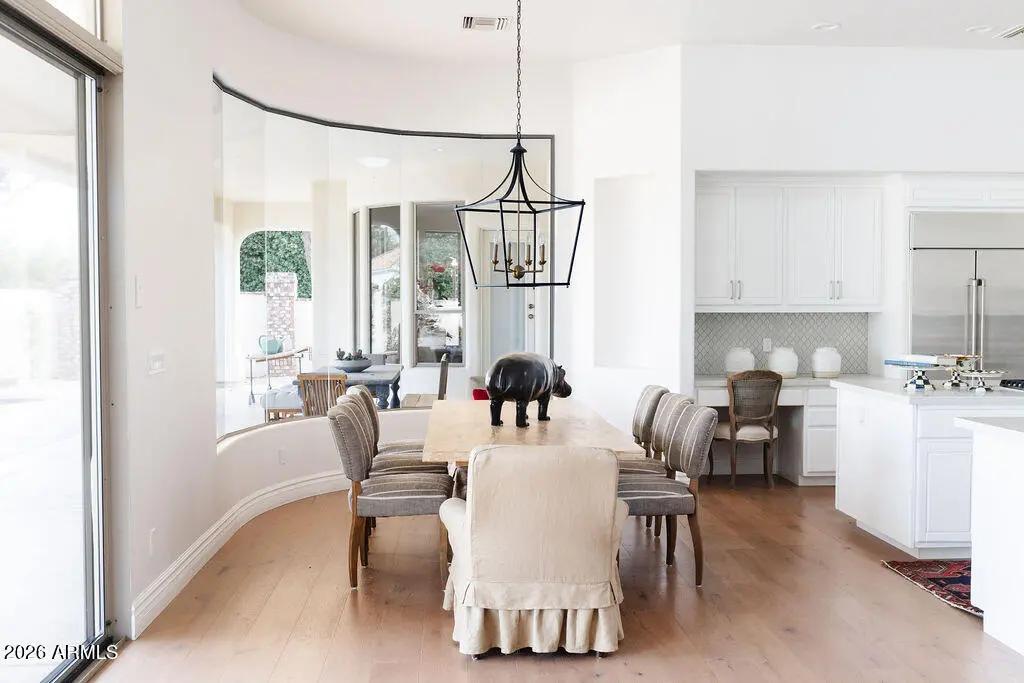 Real Estate Picture 6