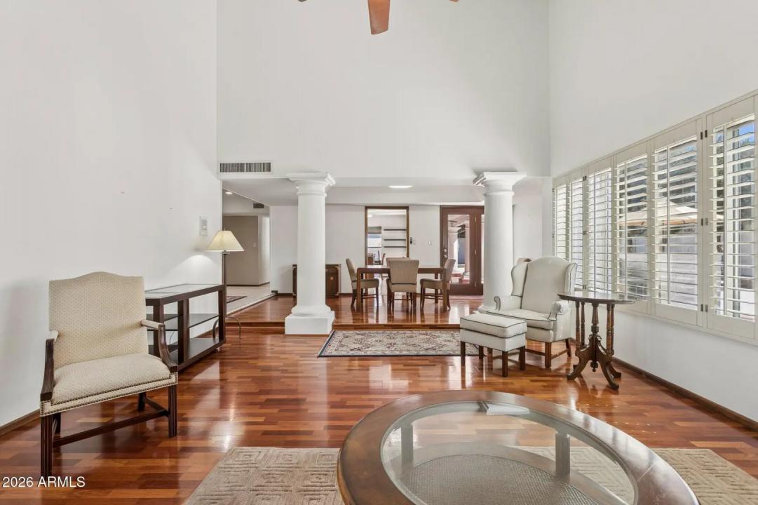 Real Estate Picture 15