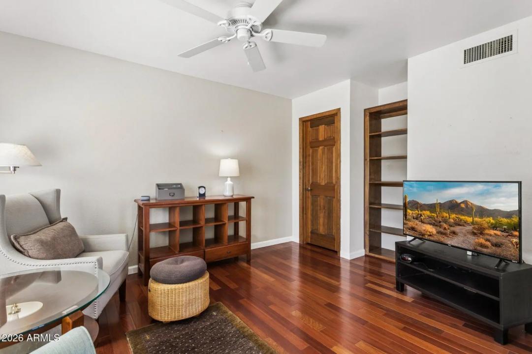 Real Estate Picture 31