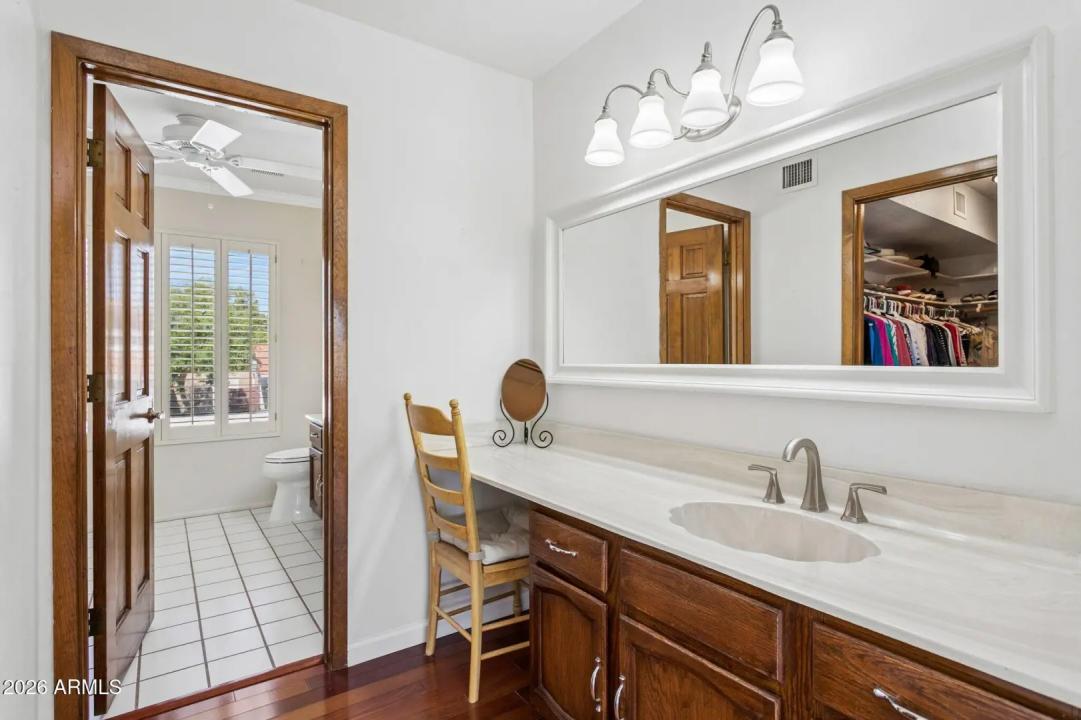 Real Estate Picture 34