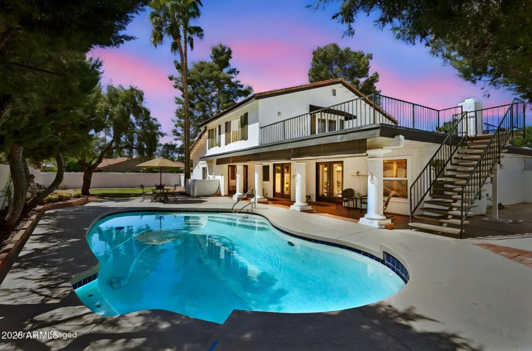 Real Estate Picture 1