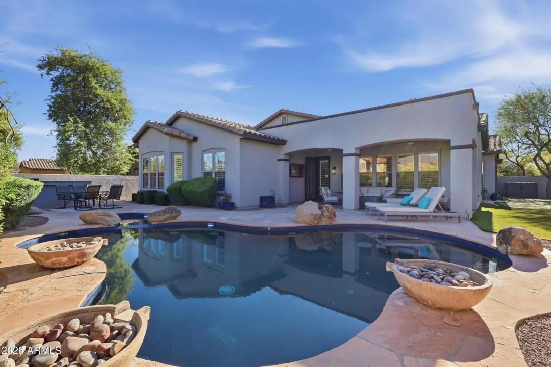 Real Estate Picture 20