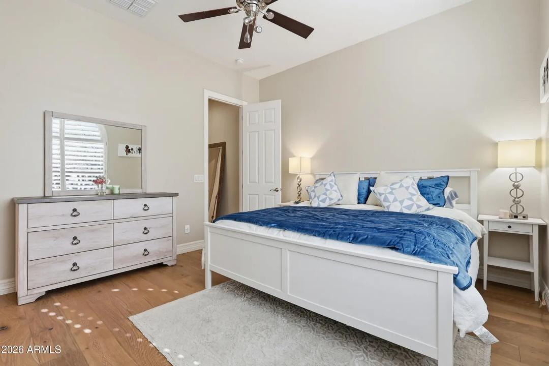 Real Estate Picture 30