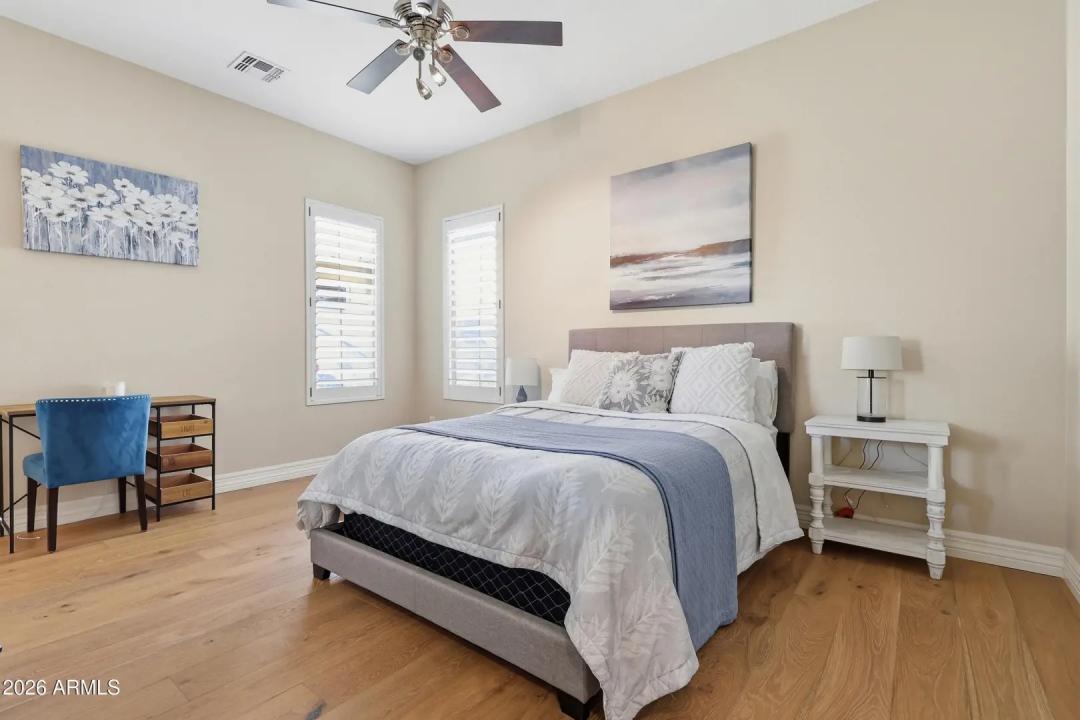 Real Estate Picture 34