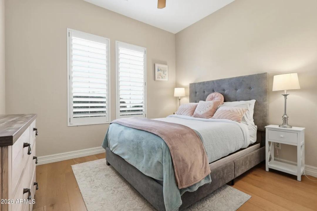 Real Estate Picture 37