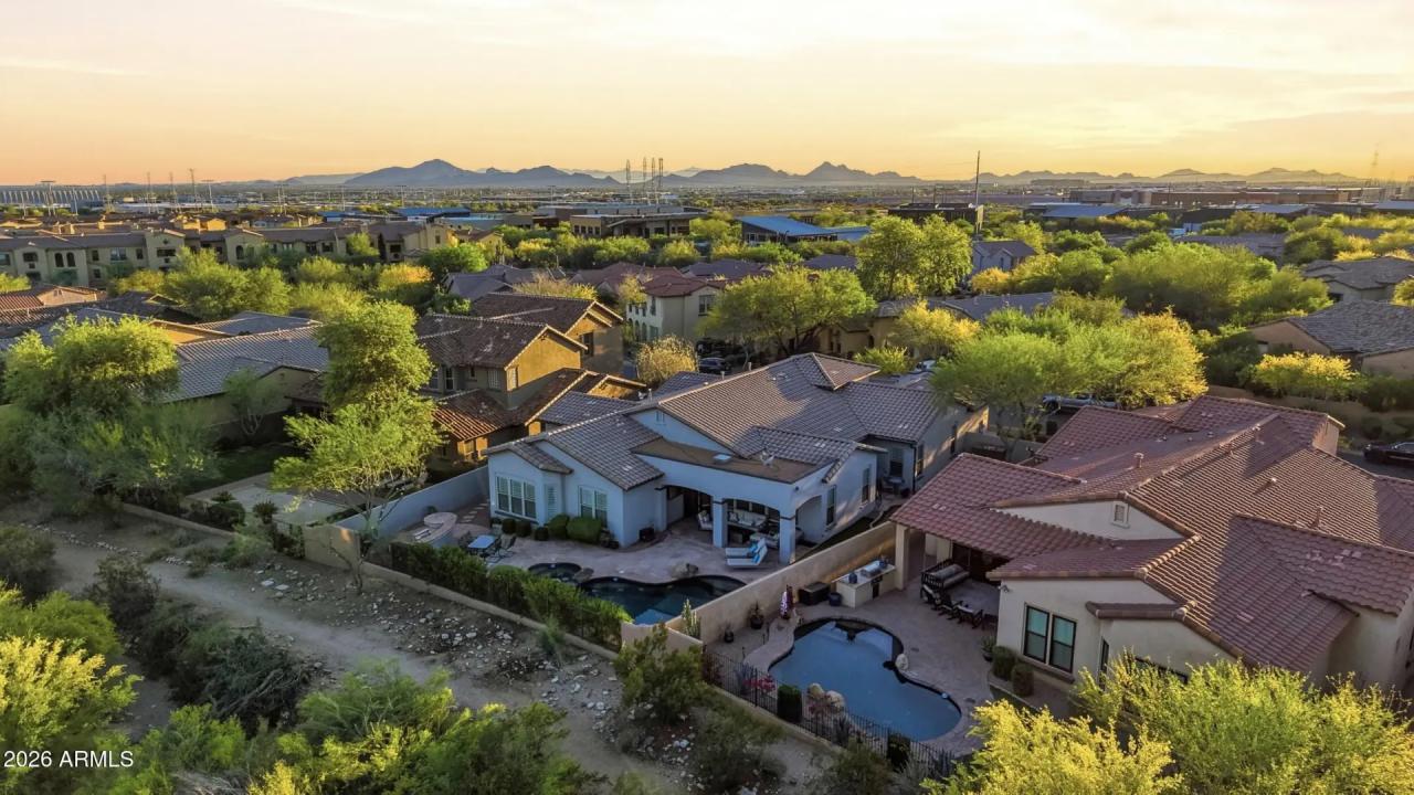 Real Estate Picture 44