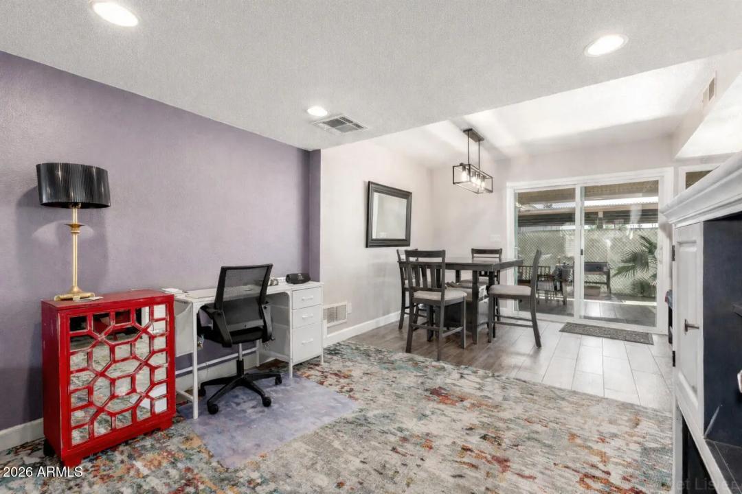 Real Estate Picture 6