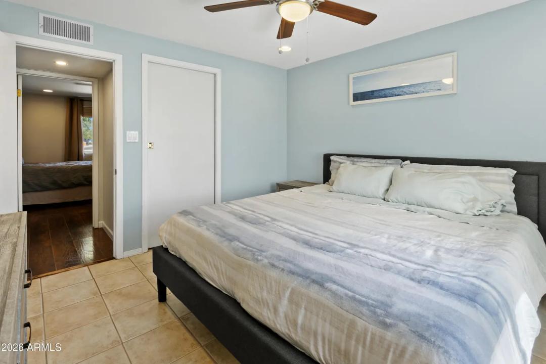 Real Estate Picture 18