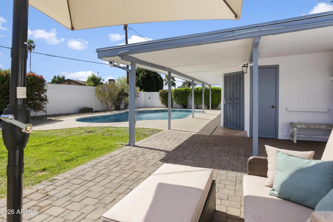 Real Estate Picture 25