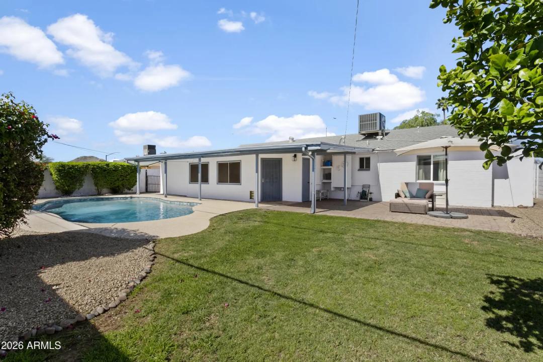 Real Estate Picture 26