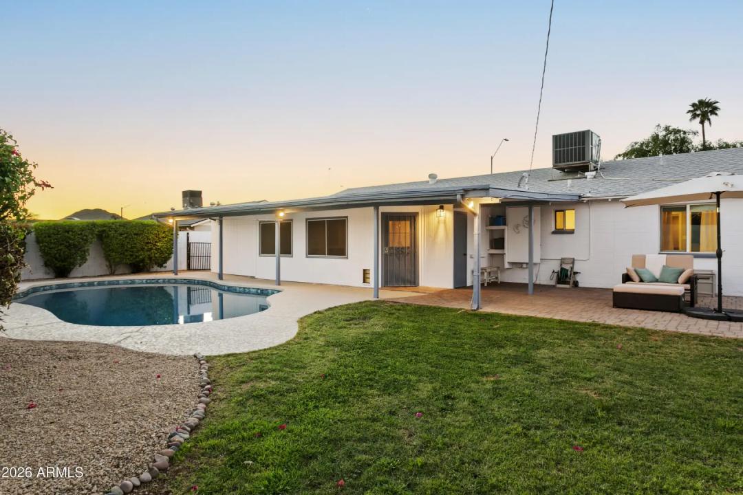 Real Estate Picture 32