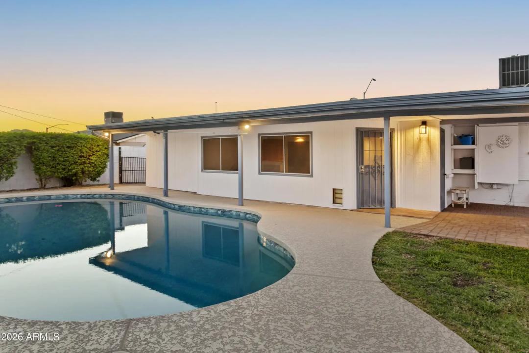 Real Estate Picture 34