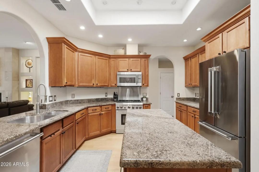 Real Estate Picture 15