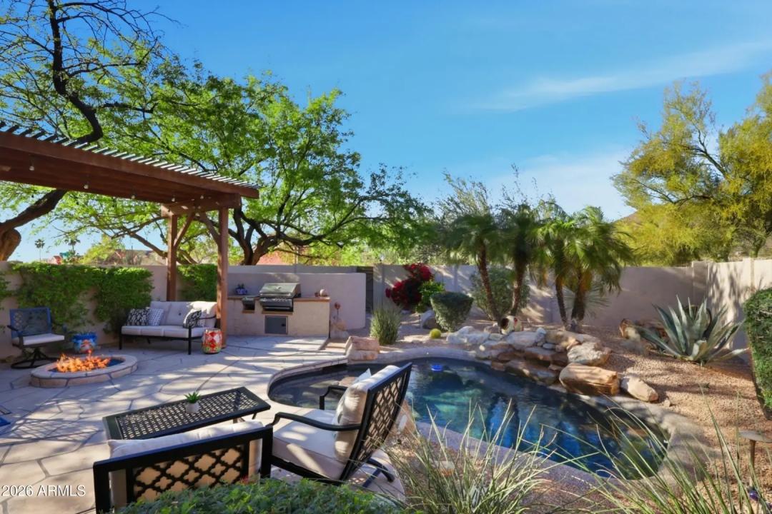 Real Estate Picture 35