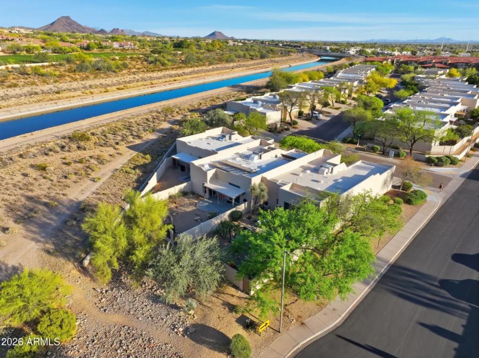 Real Estate Picture 42