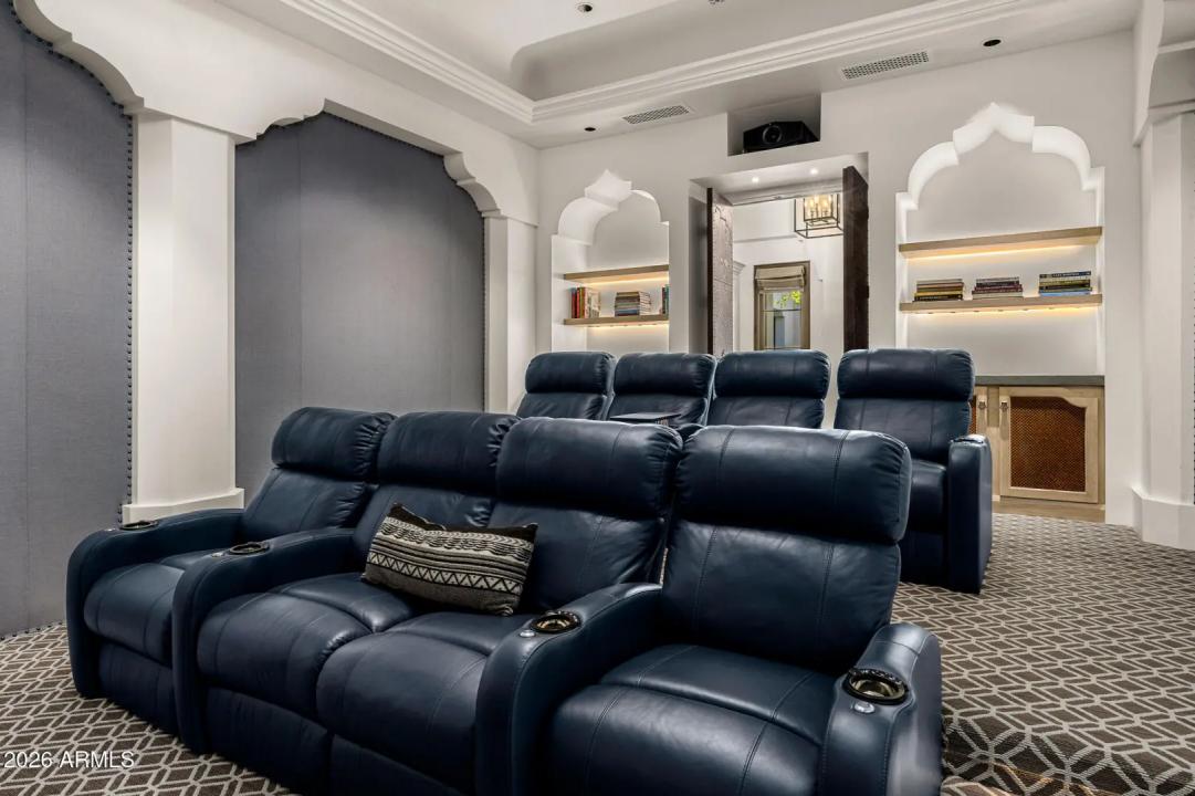 Real Estate Picture 19