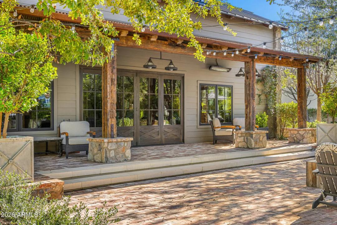 Real Estate Picture 27