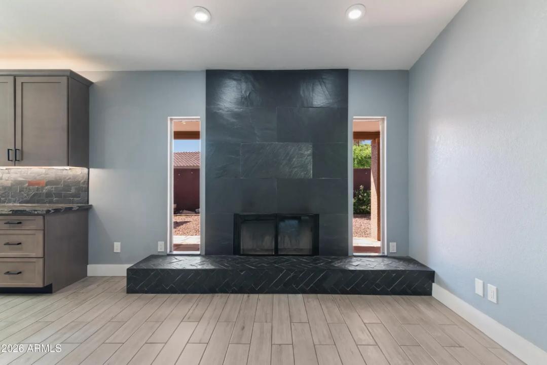 Real Estate Picture 19