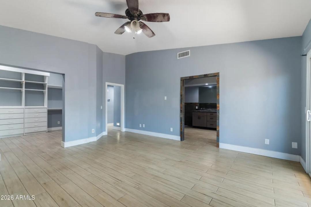 Real Estate Picture 21