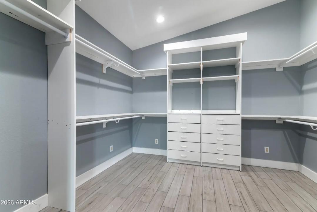 Real Estate Picture 26