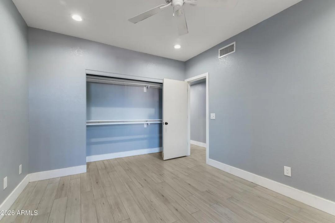 Real Estate Picture 28