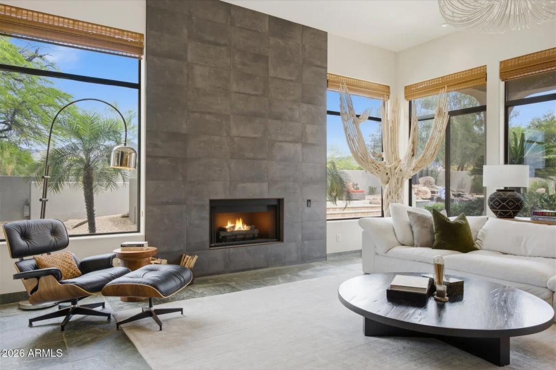 Real Estate Picture 15