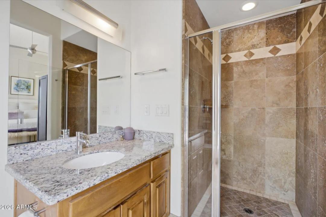 Real Estate Picture 33