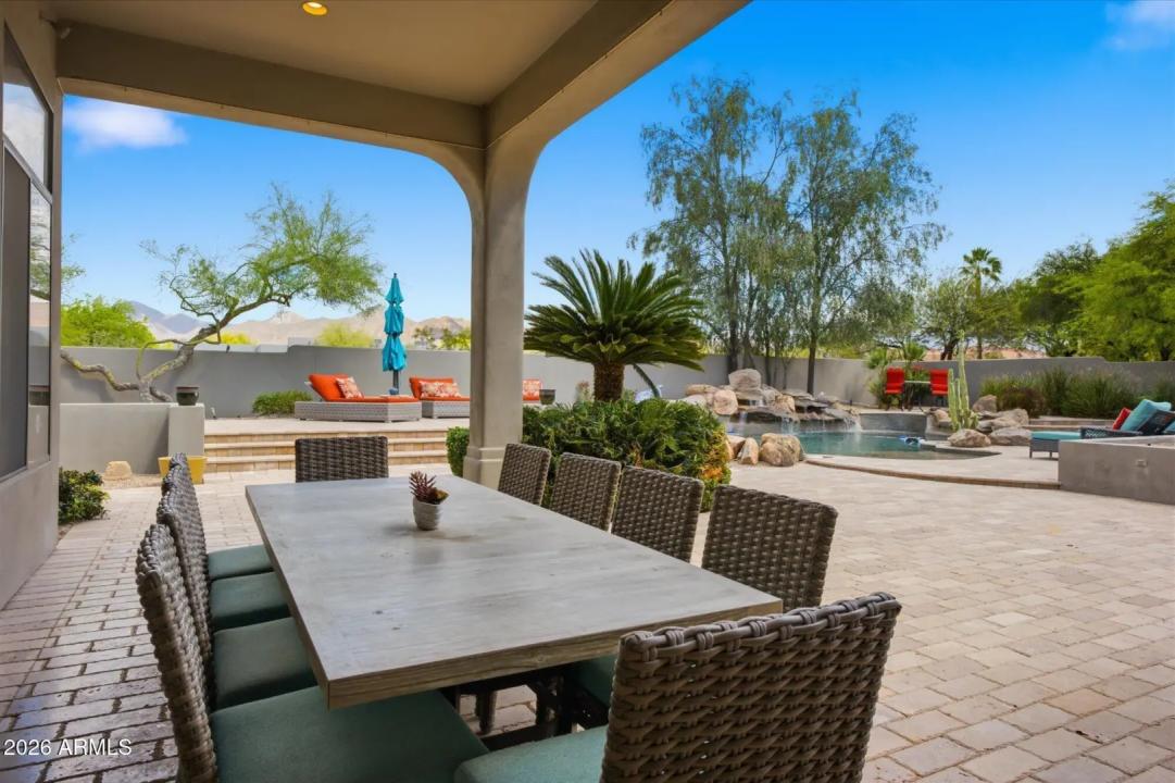 Real Estate Picture 37