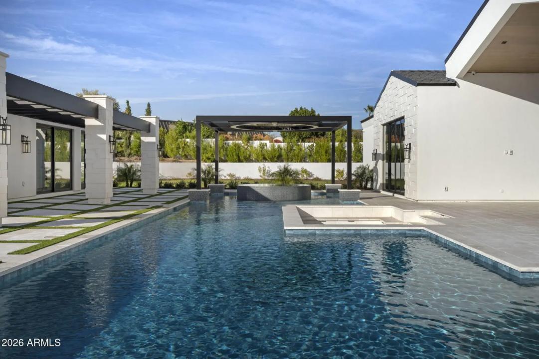 Real Estate Picture 44